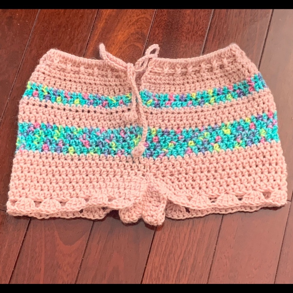 Pink multicolored crochet shorts
